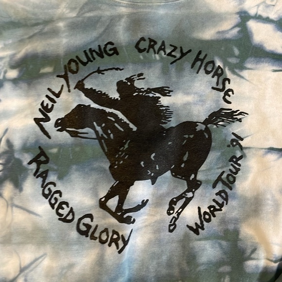 NWOT Vintage Style Blue & Green Tie Dye Neil Young 90s Crewneck Sweatshirt 🪕 - Picture 2 of 6